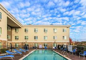 Holiday Inn Express Hotel & Suites Roseville-Galleria Area by IHG
