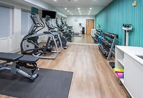 Holiday Inn Express Hotel & Suites Roseville-Galleria Area by IHG