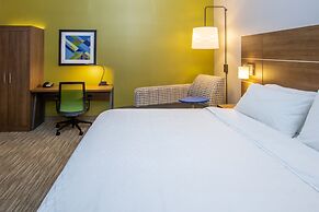 Holiday Inn Express Hotel & Suites Roseville-Galleria Area by IHG