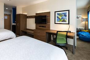 Holiday Inn Express Hotel & Suites Roseville-Galleria Area by IHG