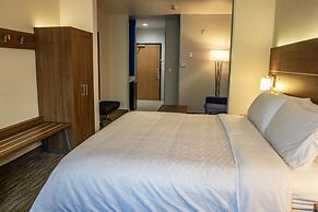 Holiday Inn Express Hotel & Suites Roseville-Galleria Area by IHG