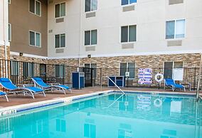 Holiday Inn Express Hotel & Suites Roseville-Galleria Area by IHG