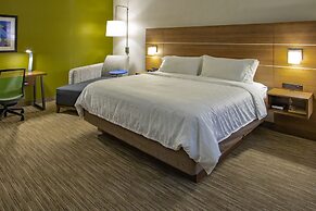 Holiday Inn Express Hotel & Suites Roseville-Galleria Area by IHG