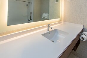 Holiday Inn Express Hotel & Suites Roseville-Galleria Area by IHG