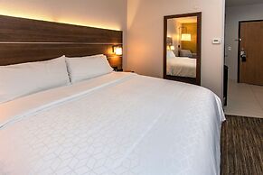 Holiday Inn Express Hotel & Suites Roseville-Galleria Area by IHG
