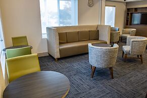 Holiday Inn Express Hotel & Suites Roseville-Galleria Area by IHG