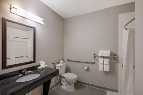 Best Western Plus Killeen/Fort Cavazos Hotel & Suites