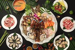 Holiday Inn Chengdu Century City-WestTower by IHG