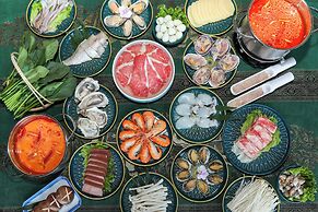 Holiday Inn Chengdu Century City-WestTower by IHG