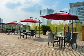 Holiday Inn Chengdu Century City-WestTower by IHG