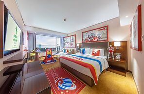 Holiday Inn Chengdu Century City-WestTower by IHG