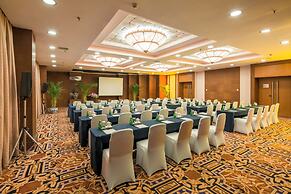 Holiday Inn Chengdu Century City-WestTower by IHG