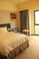 Holiday Inn Express Shanghai Putuo by IHG