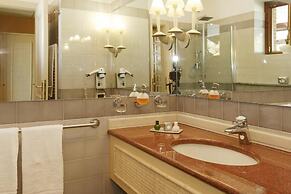 Serravalle Golf Hotel