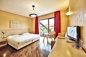 Serravalle Golf Hotel