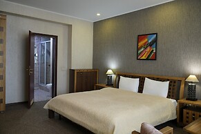 Golden Dragon Hotel