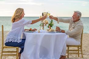 The Somerset on Grace Bay