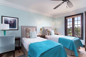 The Somerset on Grace Bay