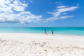 The Somerset on Grace Bay