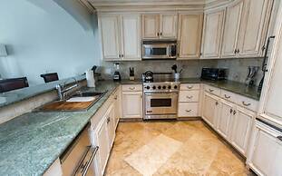 The Somerset on Grace Bay