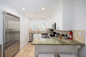 The Somerset on Grace Bay