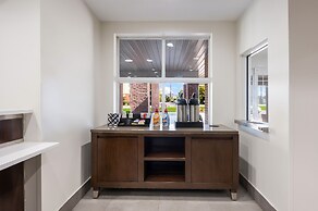 Red Roof Inn PLUS+ & Suites Birmingham - Bessemer