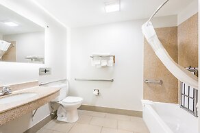 Red Roof Inn PLUS+ & Suites Birmingham - Bessemer