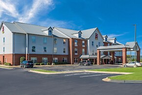 Red Roof Inn PLUS+ & Suites Birmingham - Bessemer