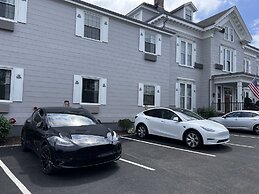 The Carriage House Inn Newport