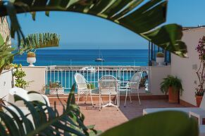 Palermo Mare Holidays