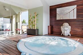 Hotel 525