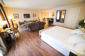 Hotel 525