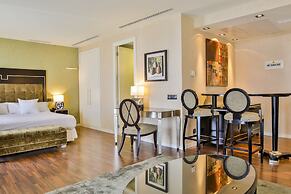 Hotel 525