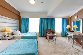 Phoenicia Grand Hotel