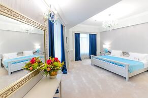 Phoenicia Grand Hotel