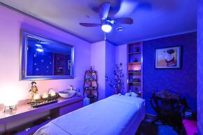 Phoenicia Grand Hotel