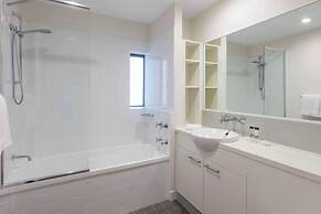 Oaks Brisbane on Margaret Suites