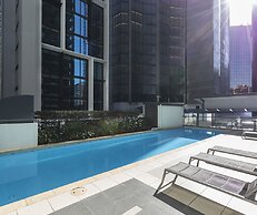 Oaks Brisbane on Margaret Suites