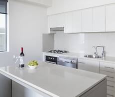 Oaks Brisbane on Margaret Suites