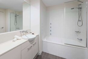 Oaks Brisbane on Margaret Suites