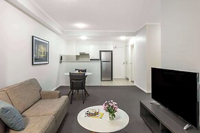 Oaks Brisbane on Margaret Suites