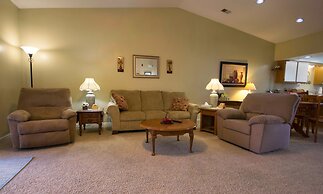 Branson Condo Resorts by Andy Williams Theatre