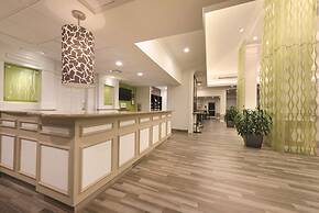 Hilton Garden Inn Akron Canton Airport