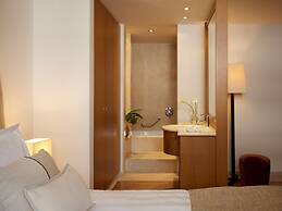Daios Luxury Living