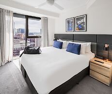 Oaks Brisbane on Felix Suites