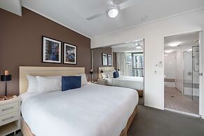 Oaks Brisbane on Felix Suites