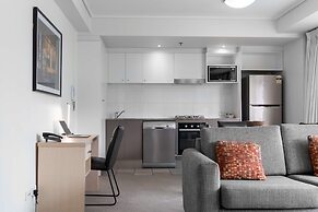 Oaks Brisbane on Felix Suites