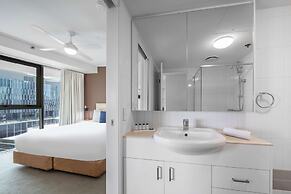 Oaks Brisbane on Felix Suites