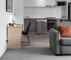 Oaks Brisbane on Felix Suites