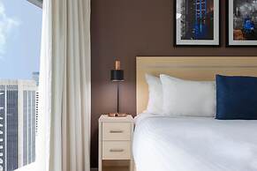 Oaks Brisbane on Felix Suites